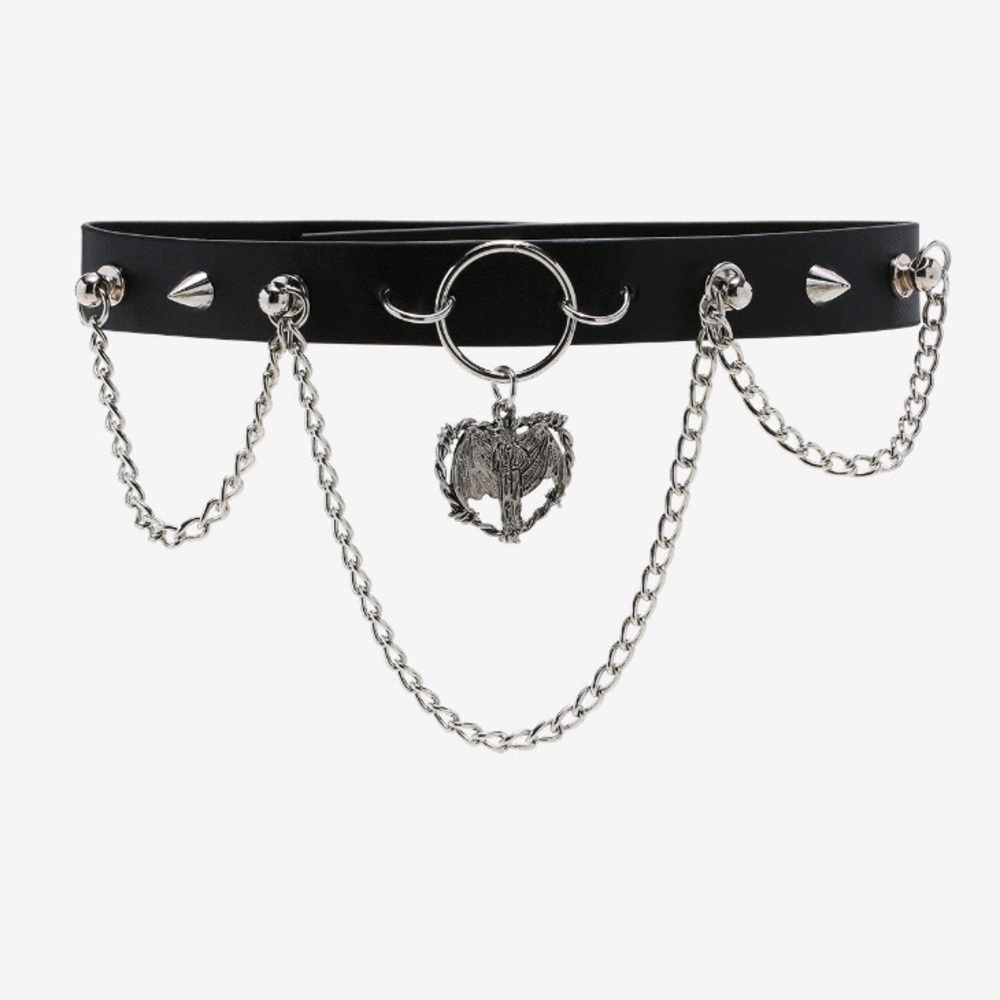 Hot Topic Universal Monsters Dracula Vampire‎ Heart Hardware Choker